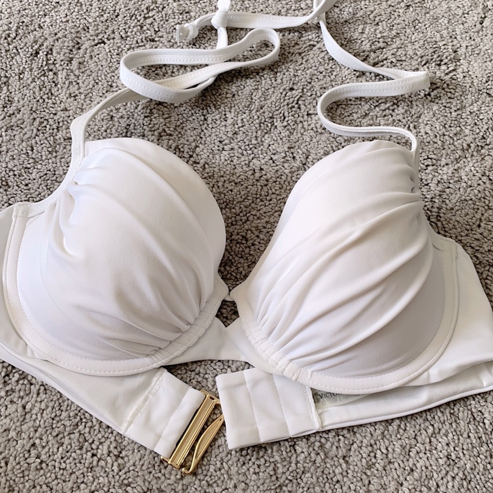 Victoria’s Secret white halter bikini top 34C